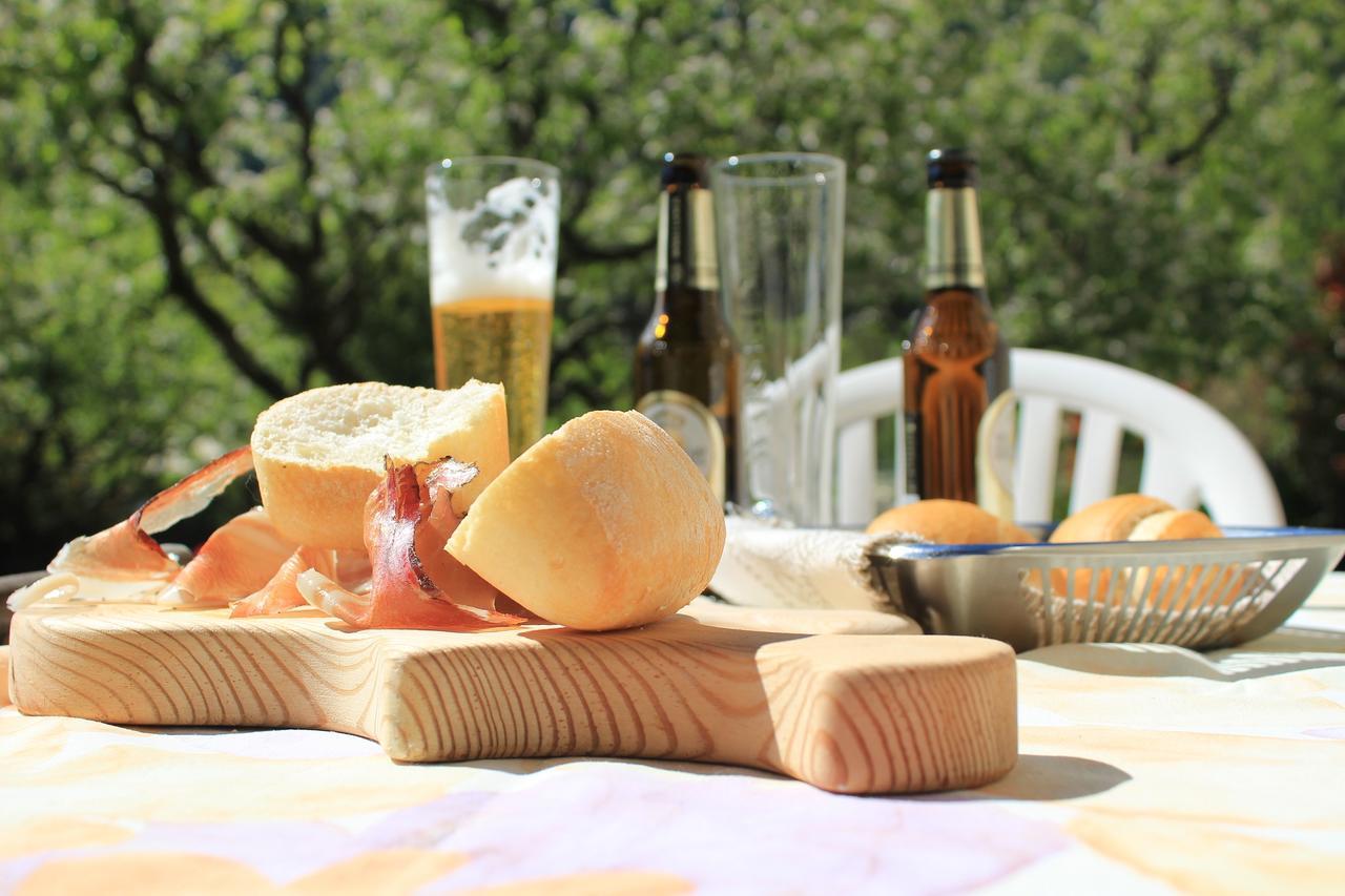 Hotel Locanda Alla Perla Tiarno di Sotto Εξωτερικό φωτογραφία